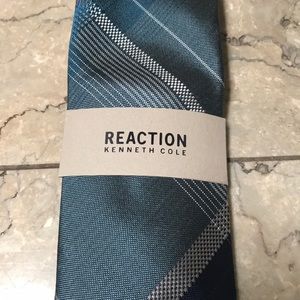 100% Silk Kenneth Cole Reaction Tie - Turquoise